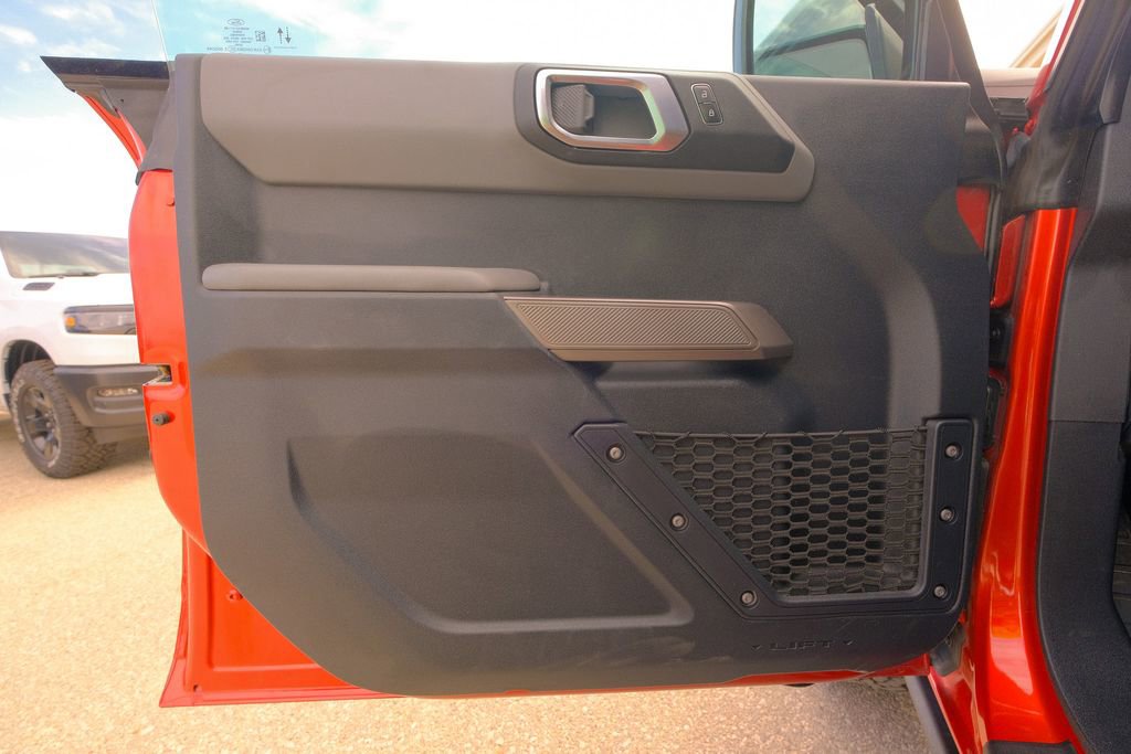 Used 2023 Ford Bronco Black Diamond image 25