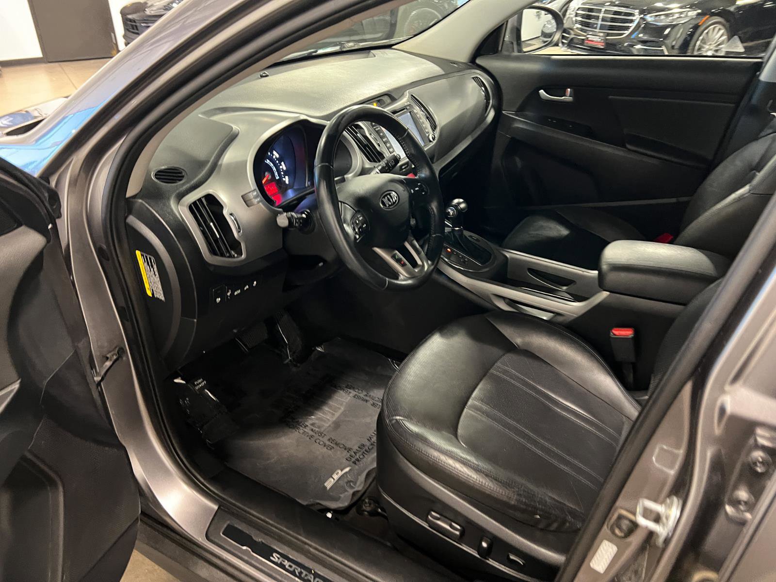 Used 2016 Kia Sportage SX image 10