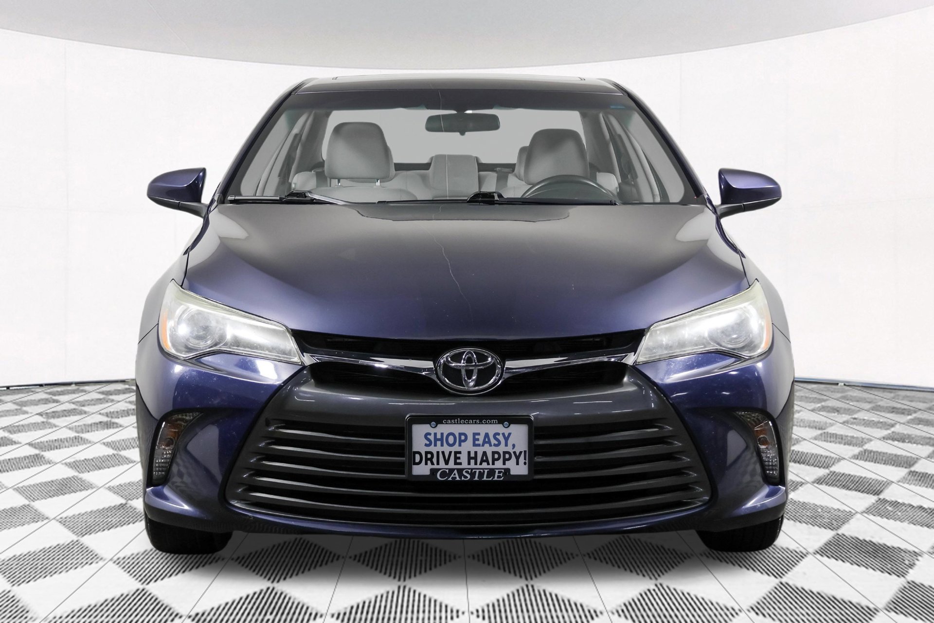 Used 2017 Toyota Camry LE w/ Moonroof Package FWD image 10
