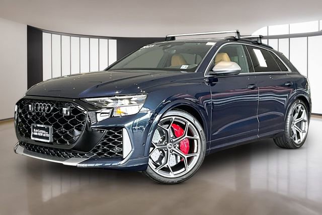 Certified 2025 Audi RS Q8 performance AWD/4WD image 3