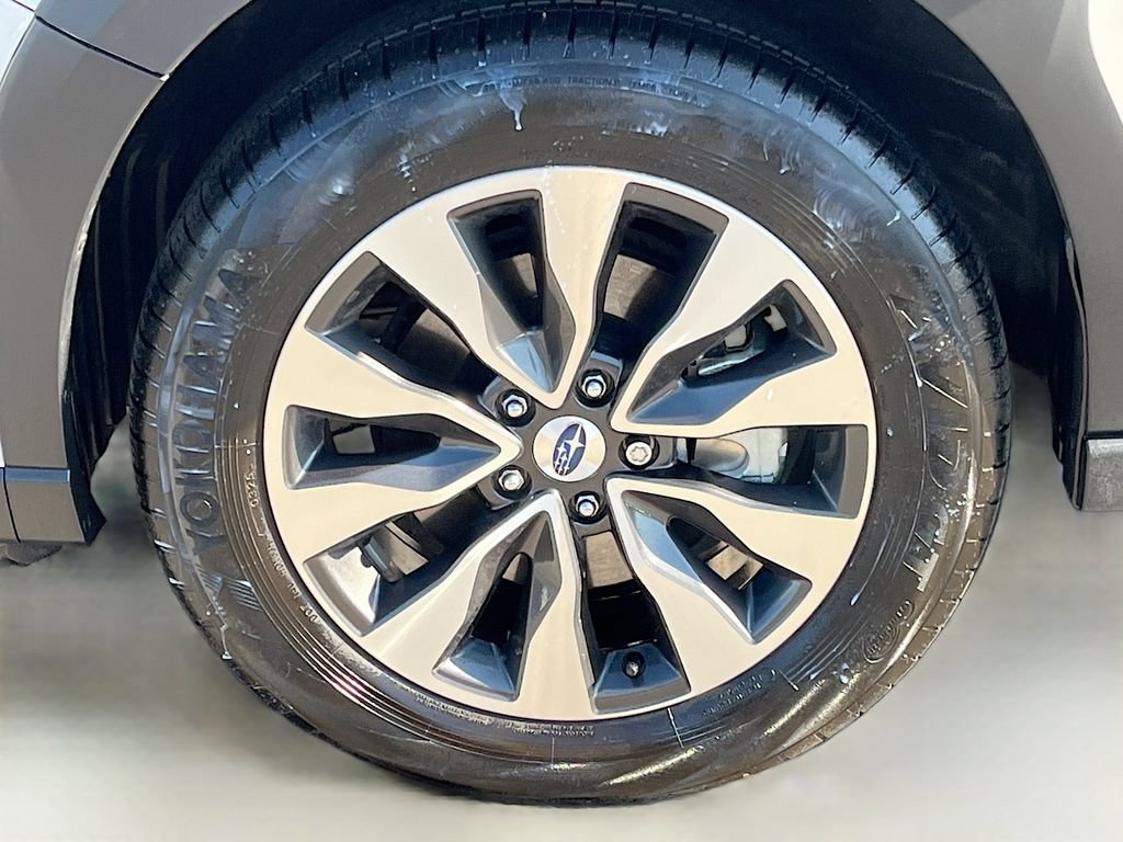 Used 2025 Subaru Outback Touring XT AWD/4WD image 33