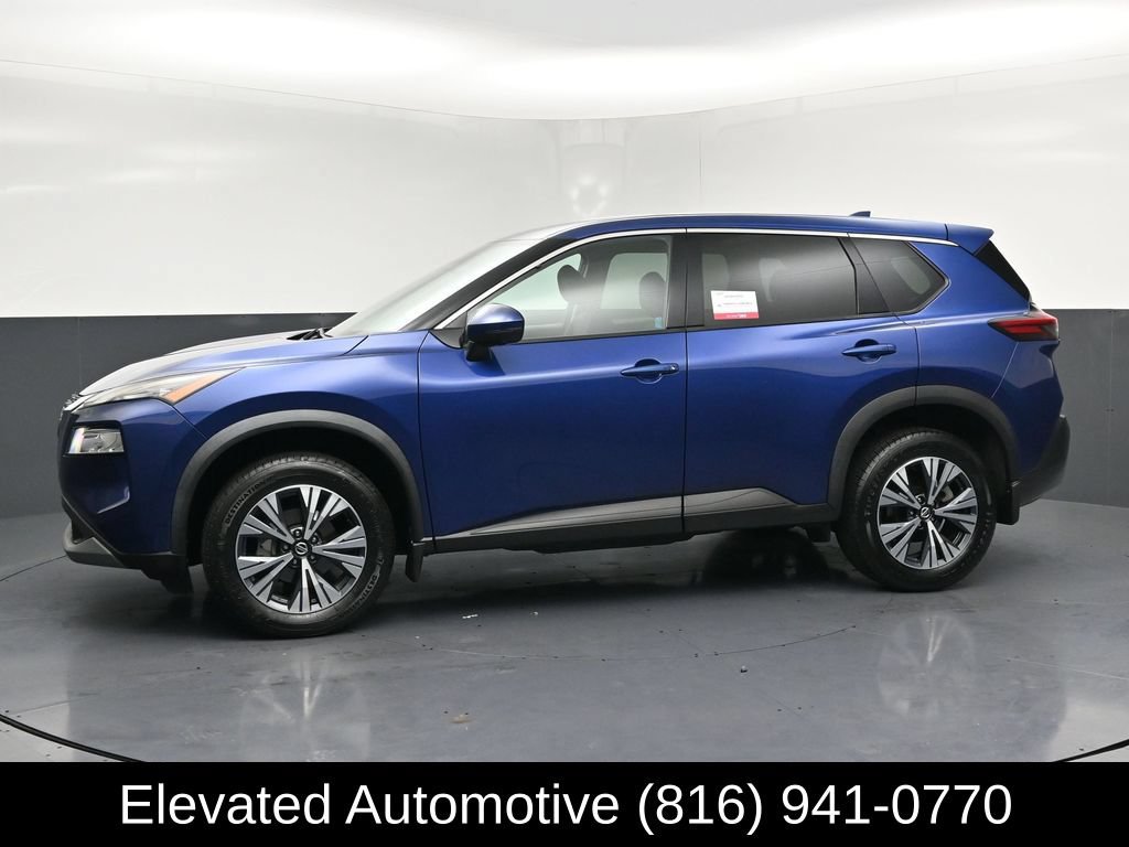 Used 2021 Nissan Rogue SV AWD/4WD image 2