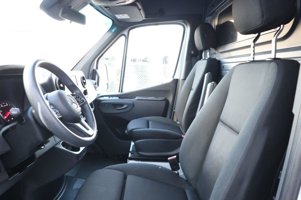 Used 2023 Mercedes-Benz Sprinter 4500 w/ Acoustic Package image 18