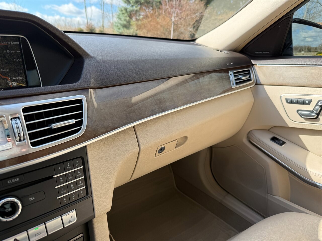 Used 2016 Mercedes-Benz E 350 Sedan image 18
