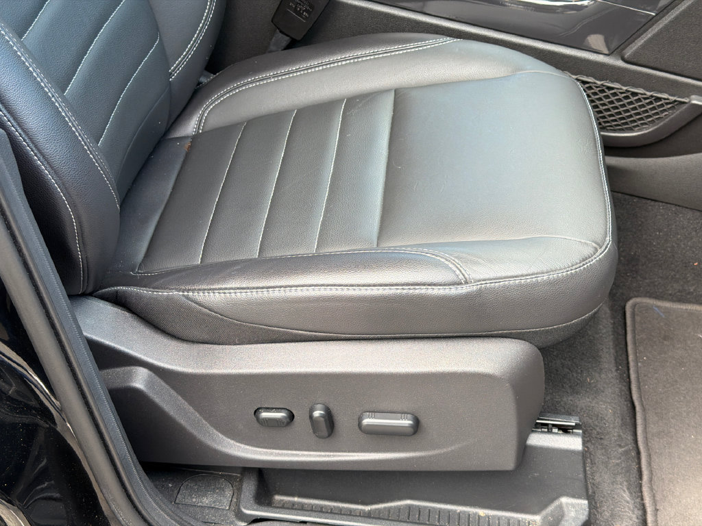 Used 2016 Ford Escape Titanium AWD/4WD image 10