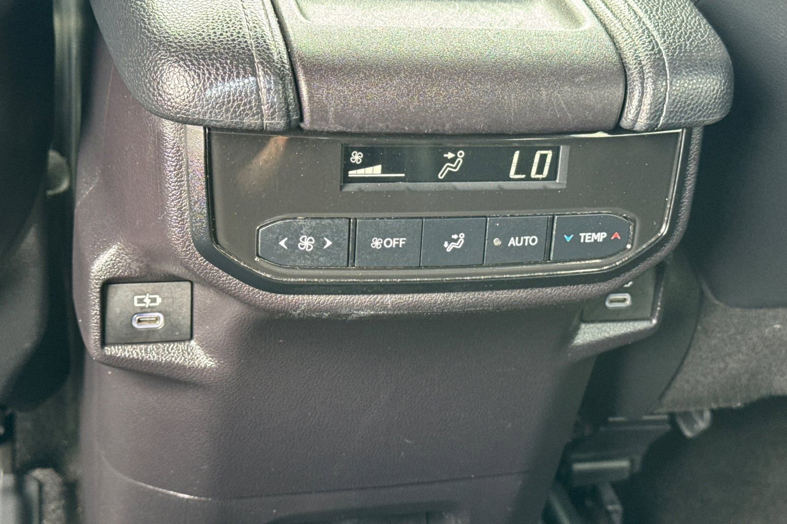 Certified 2025 Toyota Grand Highlander AWD image 46