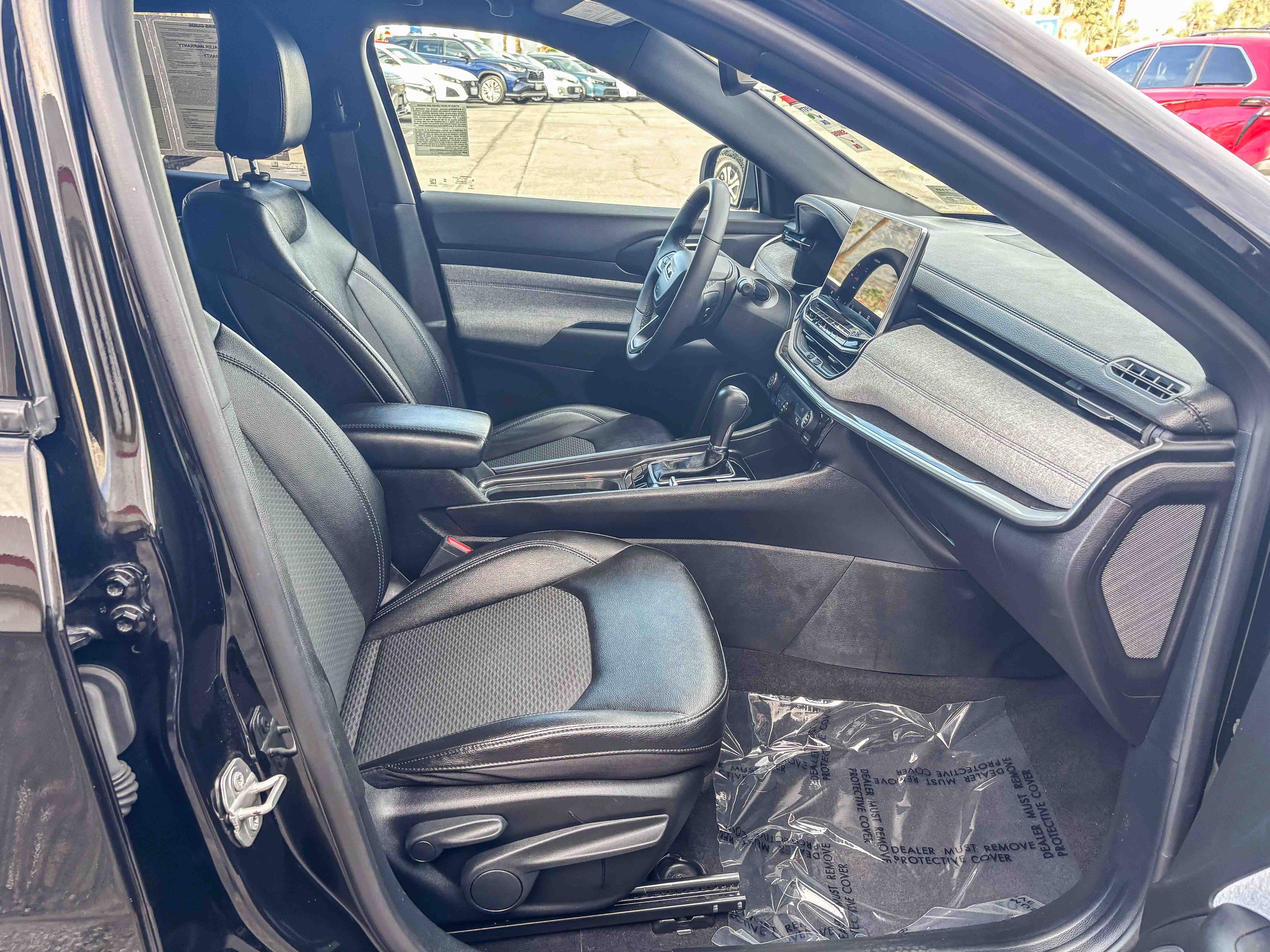 Used 2024 Jeep Compass Latitude image 19