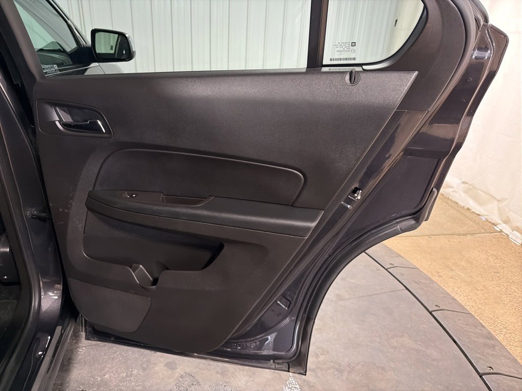 Used 2015 Chevrolet Equinox LTZ image 18