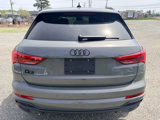 Used 2025 Audi Q3 2.0T Premium w/ Convenience Package AWD/4WD image 4