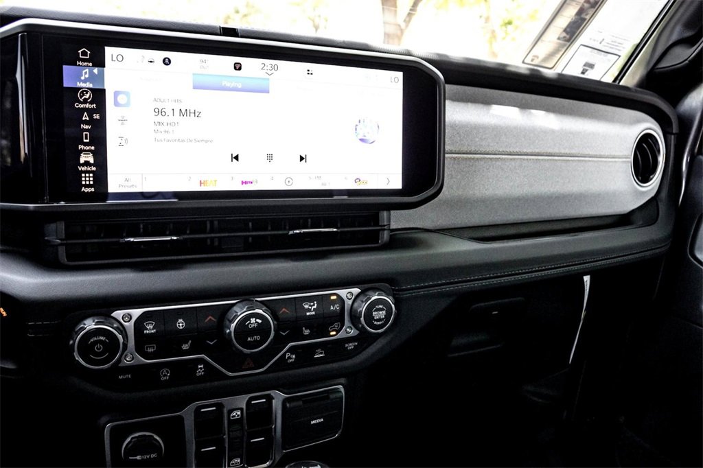 New 2025 Jeep Wrangler Sahara w/ Safety Group image 16