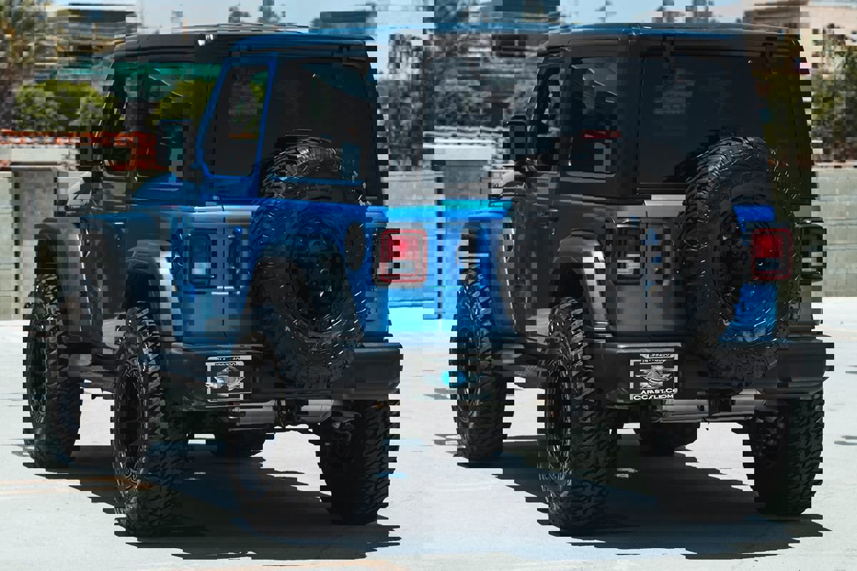 Used 2023 Jeep Wrangler Sport S image 11