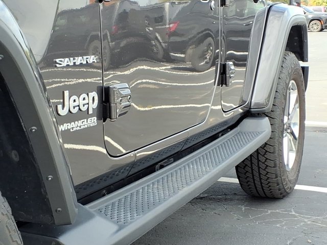 Used 2019 Jeep Wrangler Unlimited Sahara AWD/4WD image 33