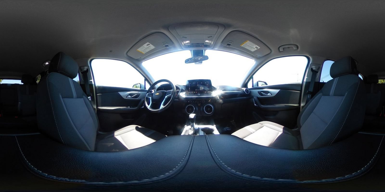 Used 2025 Chevrolet Blazer LT FWD image 40