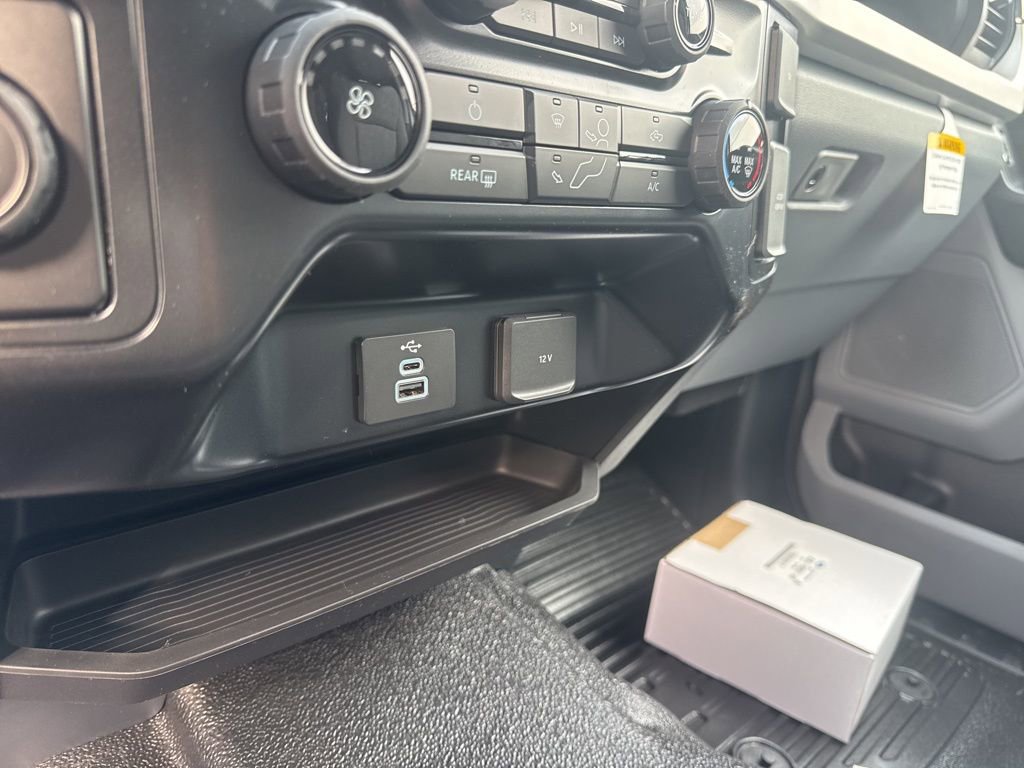 New 2026 Ford F450 XL w/ XL Chrome Package image 13