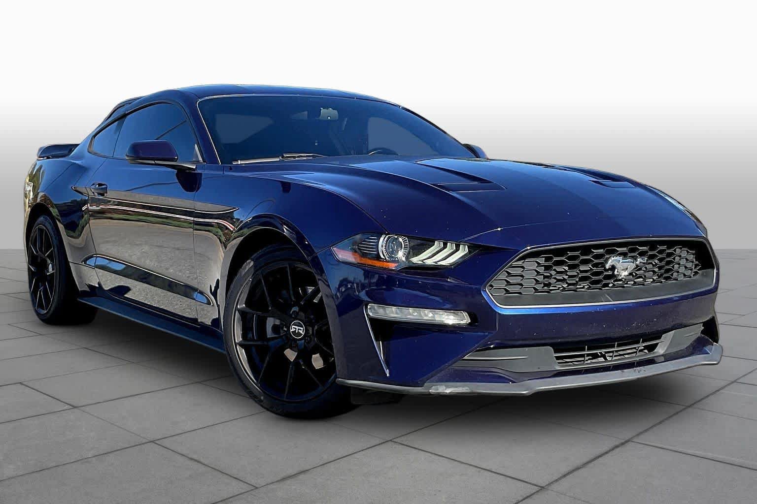 Used 2018 Ford Mustang Coupe w/ Equipment Group 101A RWD image 2