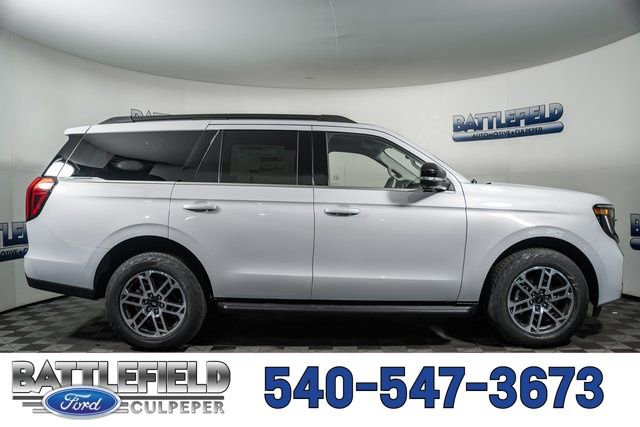 New 2026 Ford Expedition Active image 15