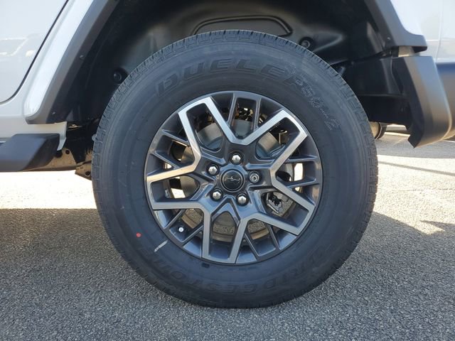 New 2026 Jeep Wrangler Unlimited Sahara AWD/4WD image 11