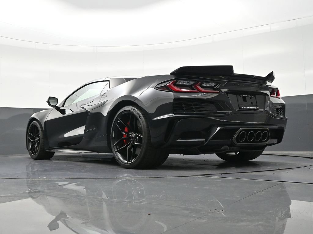 Used 2026 Chevrolet Corvette Z06 RWD image 23