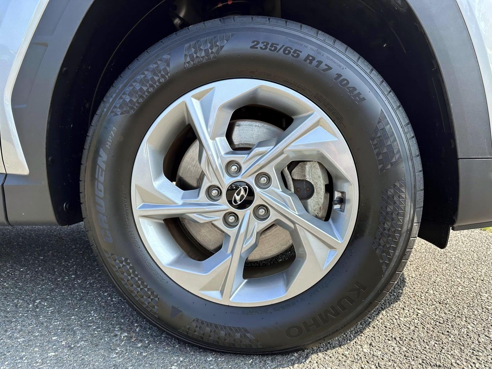 Used 2023 Hyundai Tucson SE AWD/4WD image 6