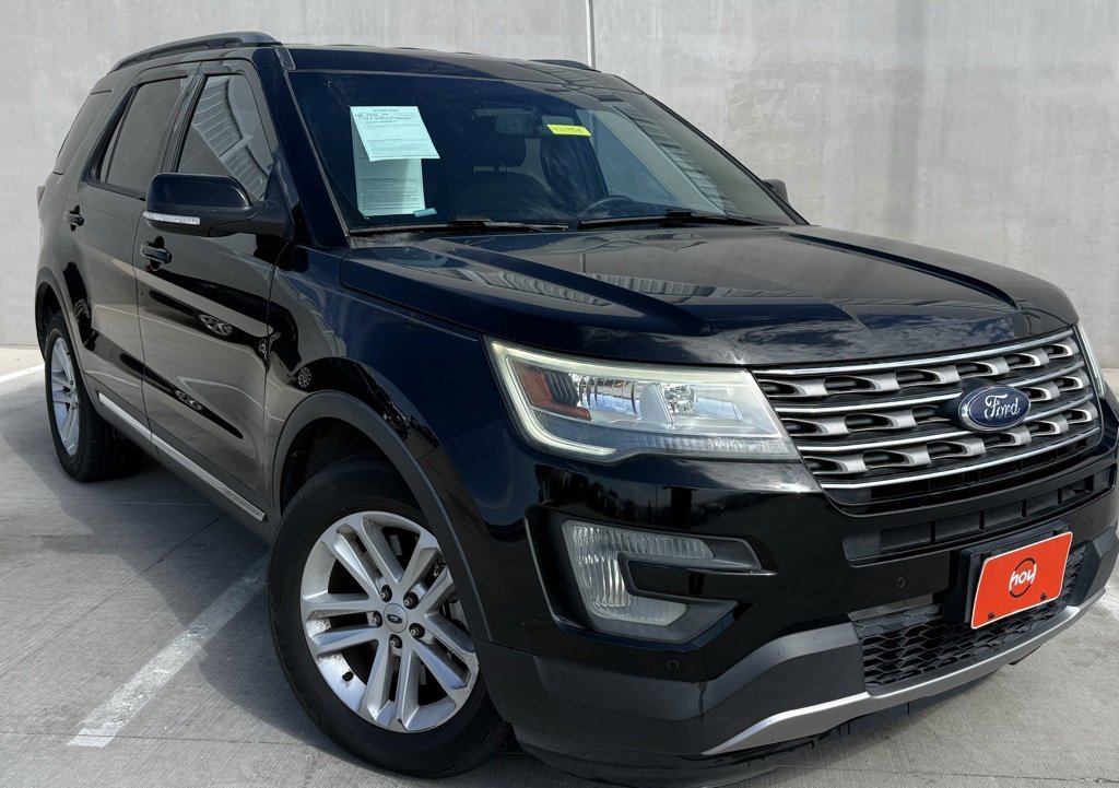 Used 2016 Ford Explorer XLT w/ Equipment Group 202A