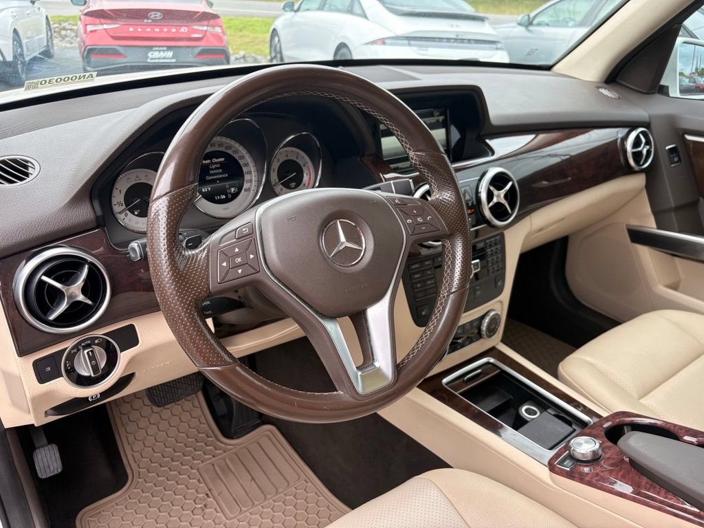 Used 2015 Mercedes-Benz GLK 350 2WD image 10