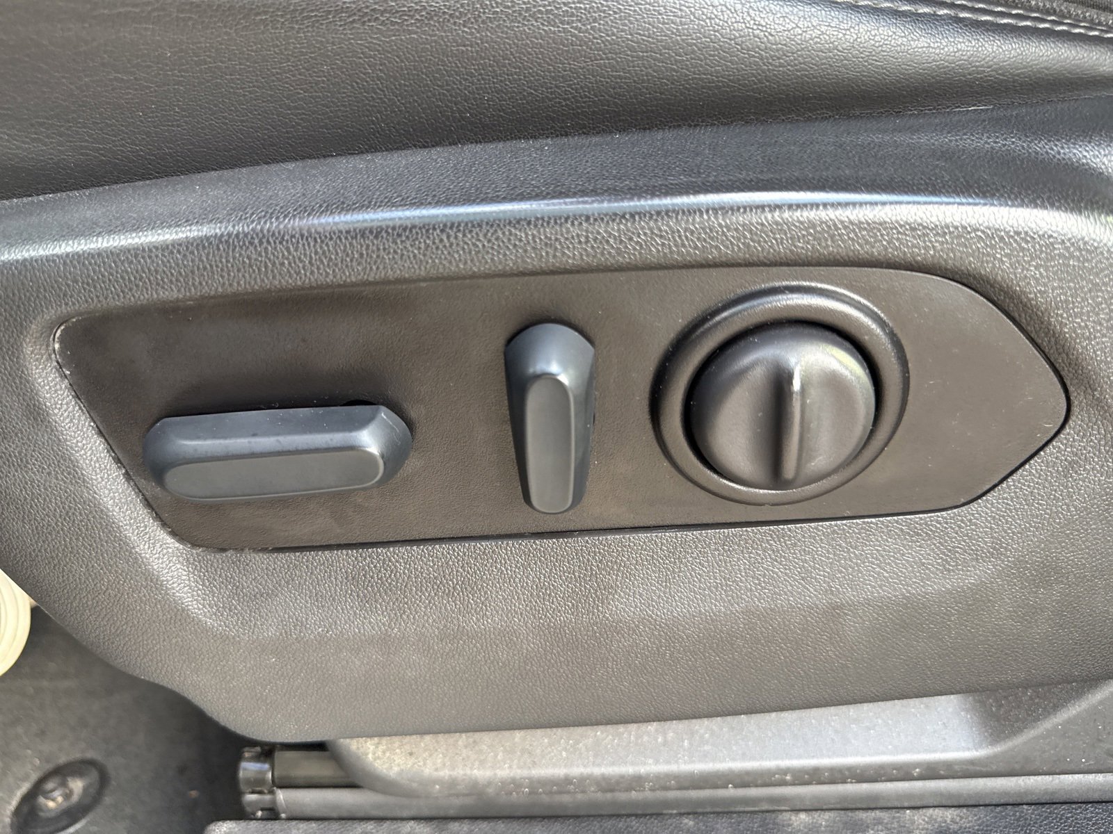 Used 2022 Chevrolet Silverado 3500 High Country image 40