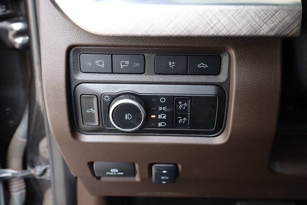 Used 2024 Ford F250 King Ranch w/ Chrome Package AWD/4WD image 38