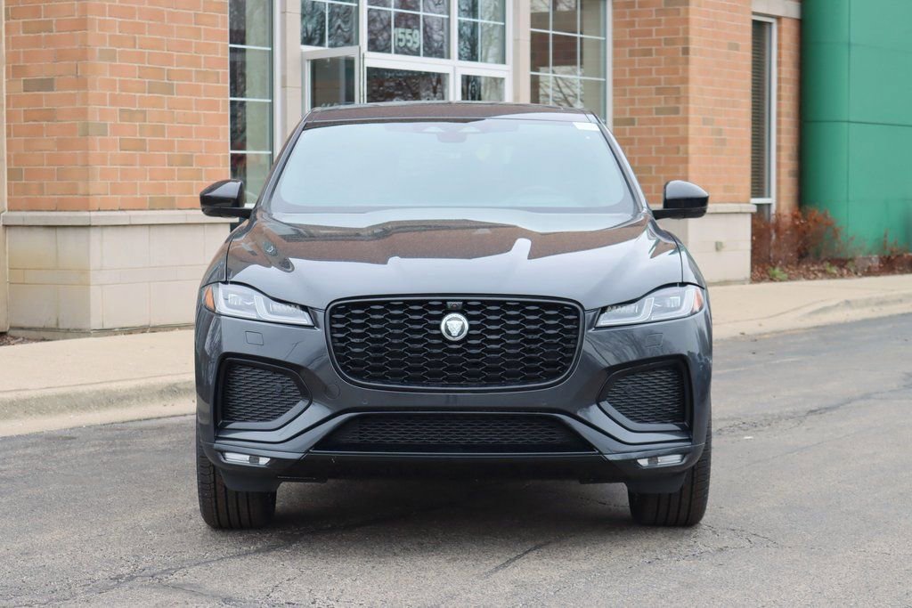 Used 2026 Jaguar F-PACE R-Dynamic S image 4