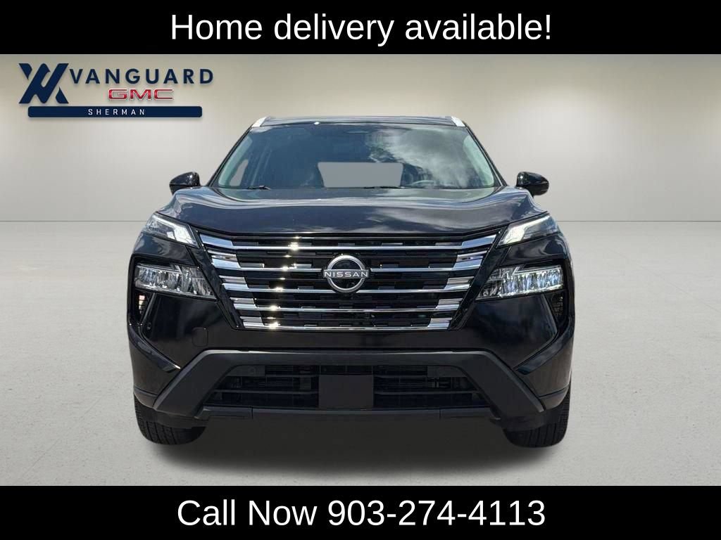 Used 2026 Nissan Rogue SL FWD image 2