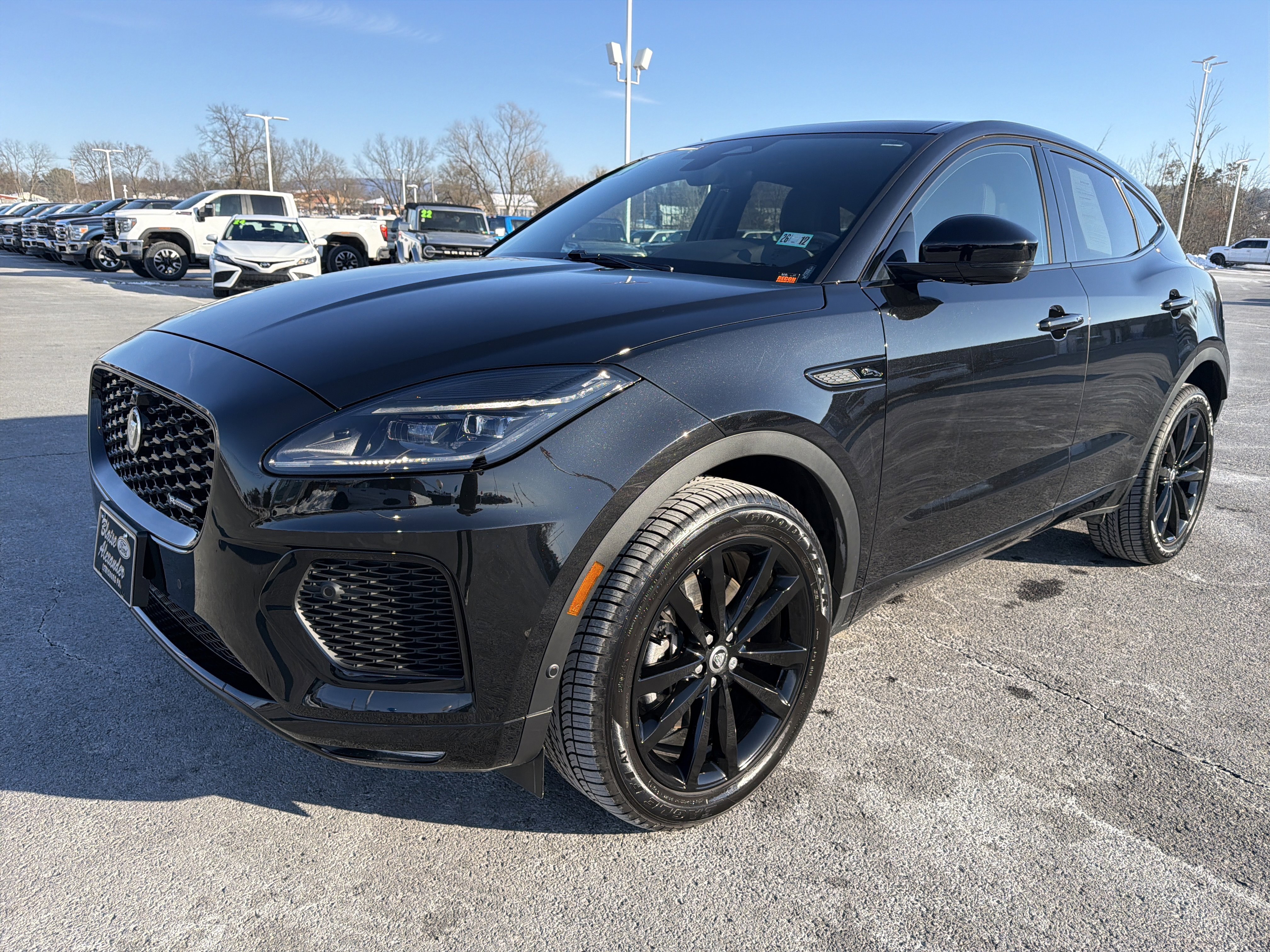 Used 2024 Jaguar E-PACE R-Dynamic SE image 8