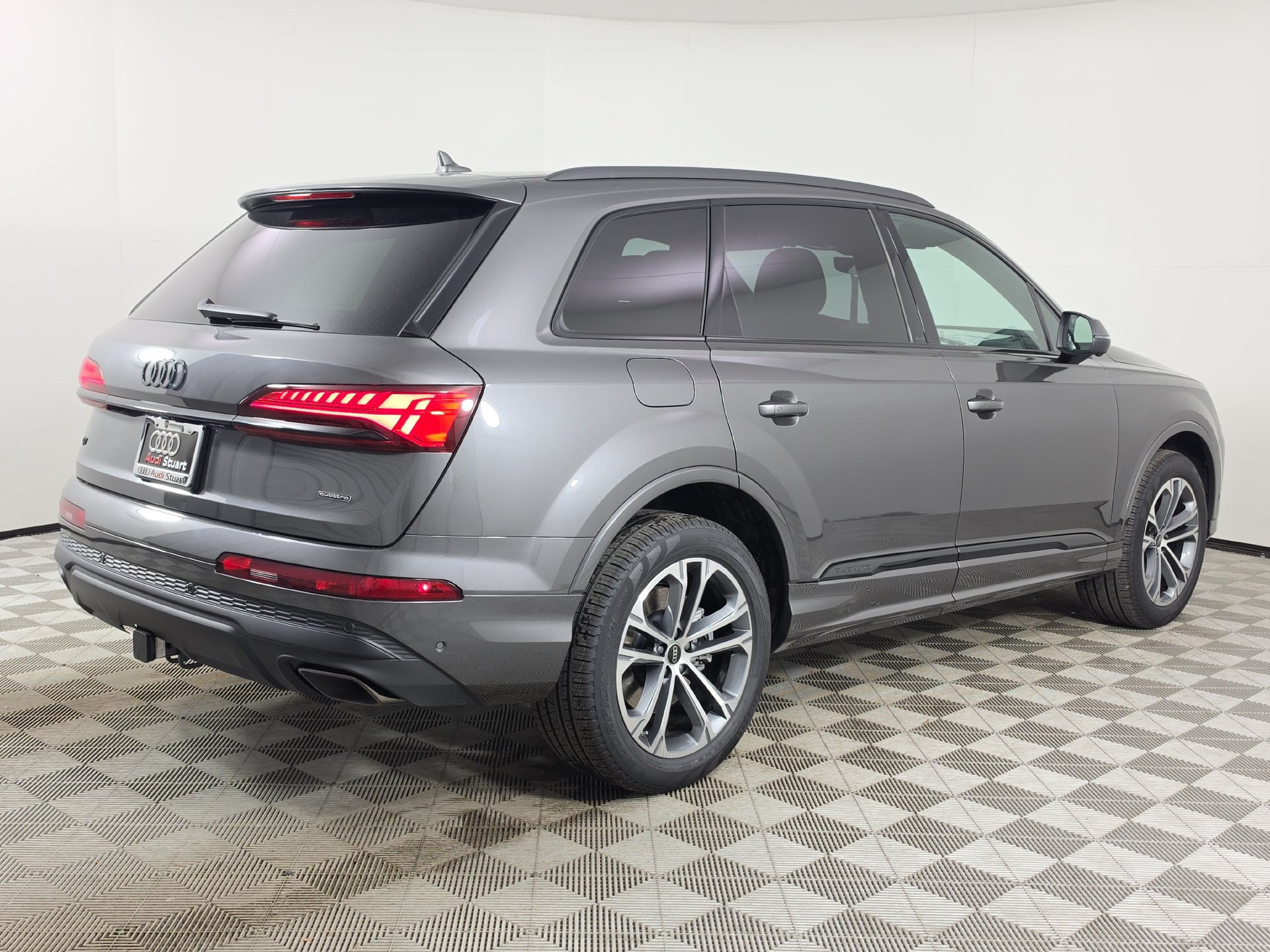 New 2026 Audi Q7 2.0T Premium AWD/4WD image 7