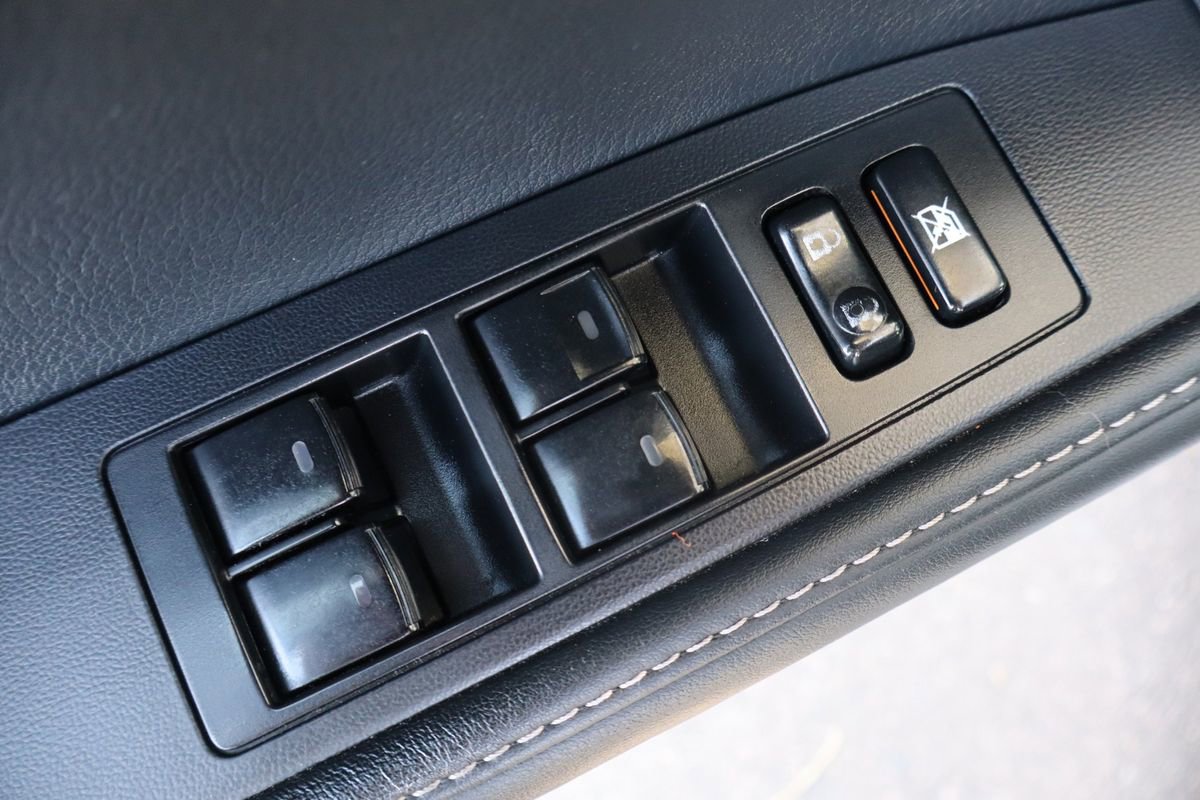 Used 2015 Lexus ES 350 w/ Luxury Package image 27