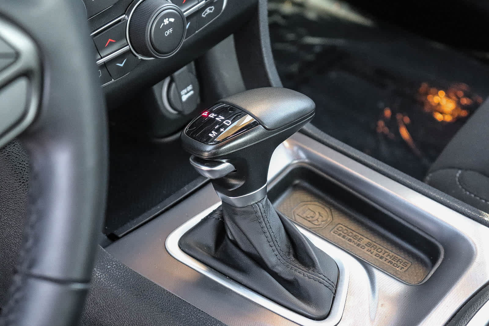 Used 2023 Dodge Charger SXT RWD image 18