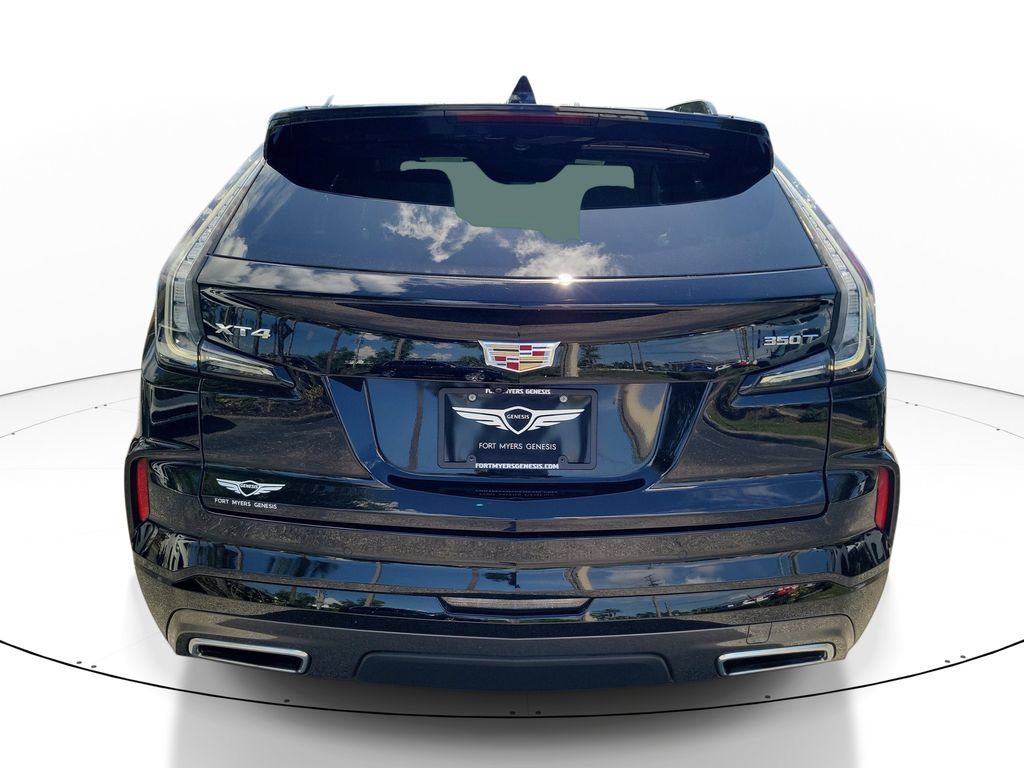 Used 2024 Cadillac XT4 Sport FWD image 3