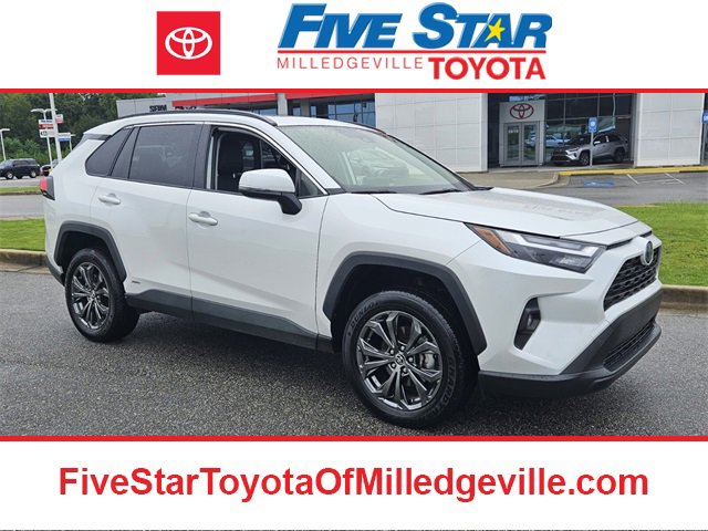 Used 2023 Toyota RAV4 XLE Premium image 1