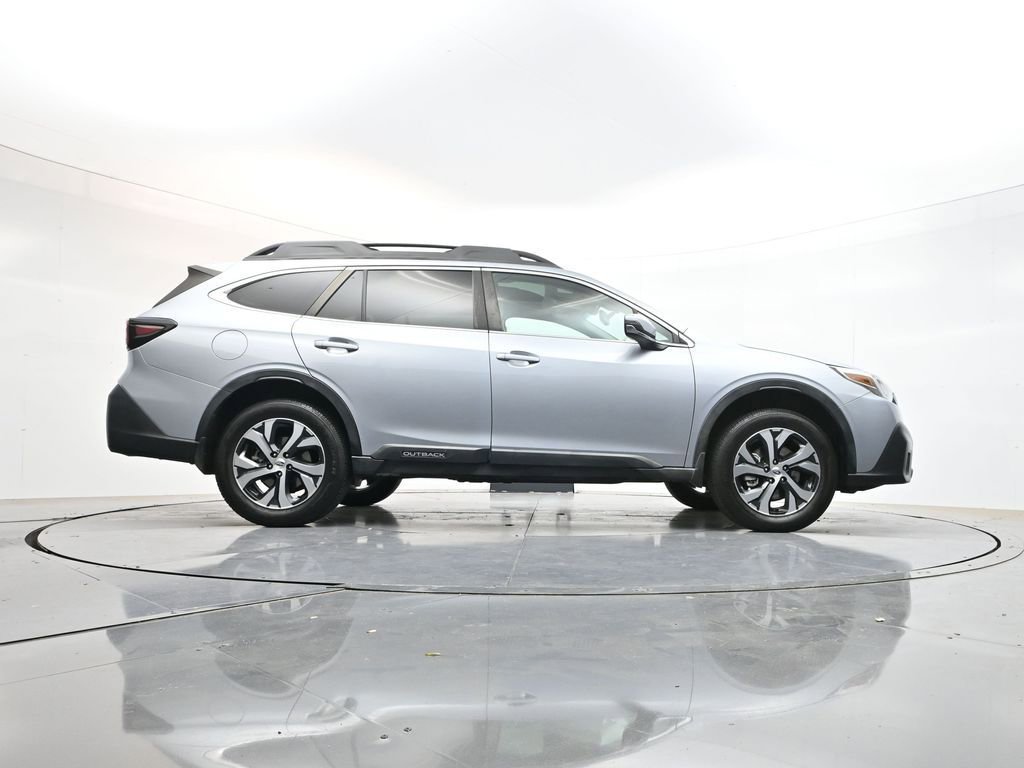 Used 2020 Subaru Outback Limited w/ Popular Package #2 AWD/4WD image 39
