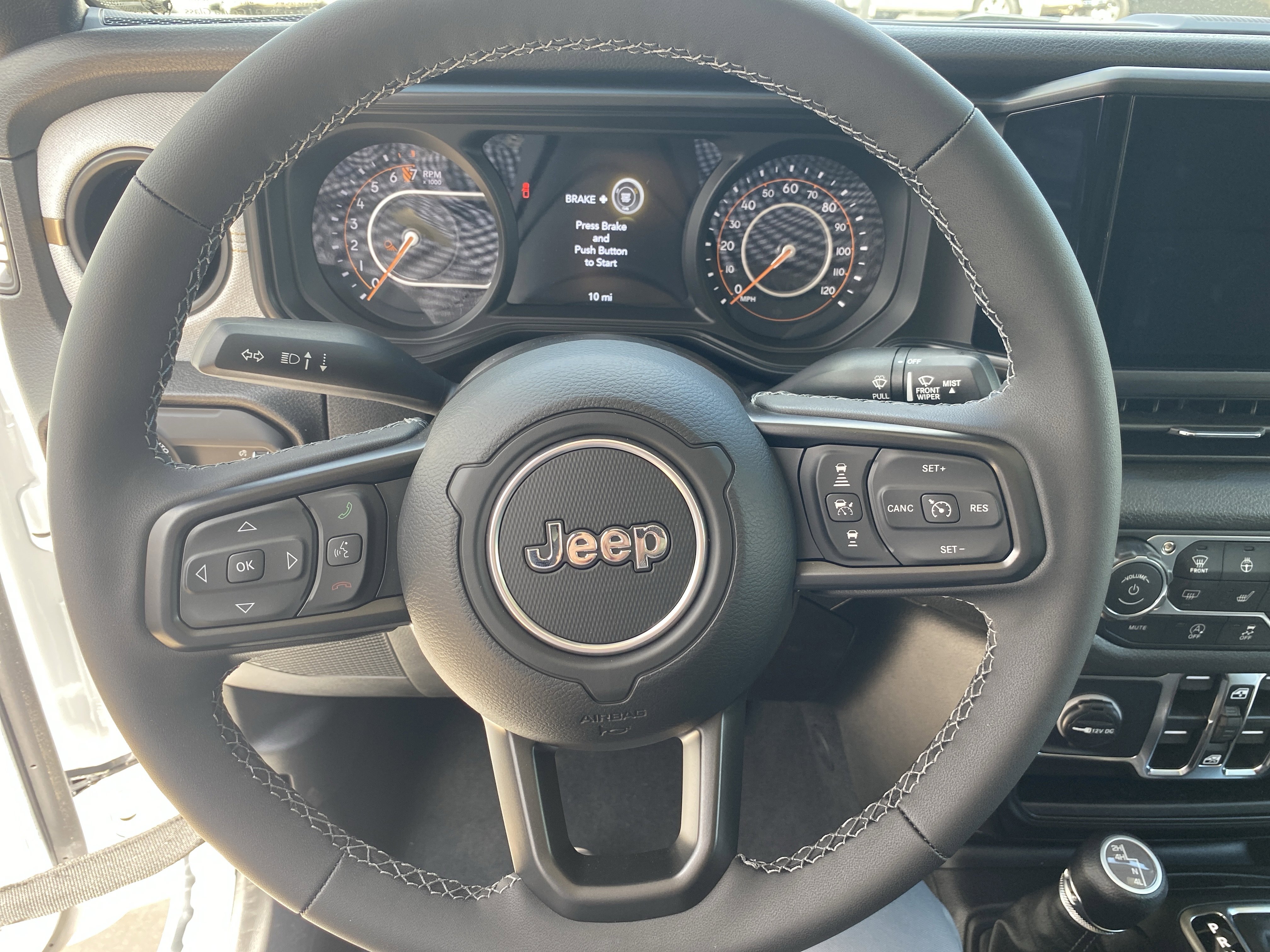 New 2025 Jeep Gladiator Sport image 10