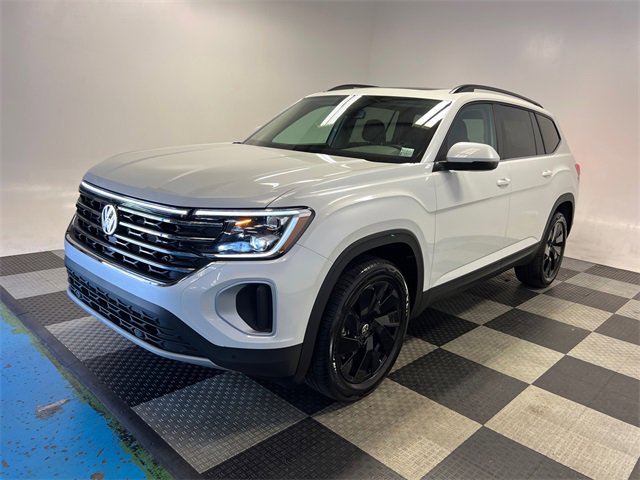 New 2026 Volkswagen Atlas SE image 3