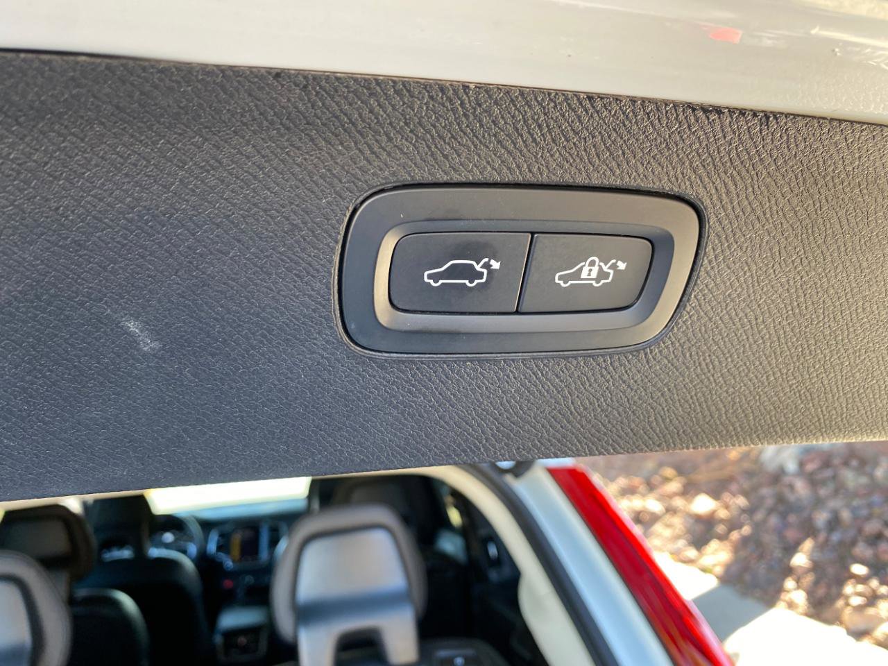 Used 2020 Volvo XC90 T6 Momentum image 78