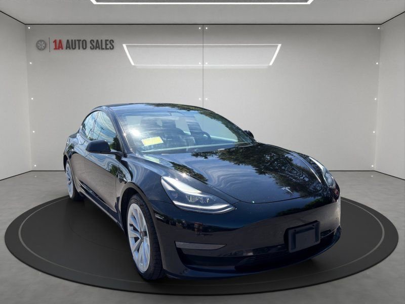 Used 2022 Tesla Model 3 Long Range AWD/4WD image 7