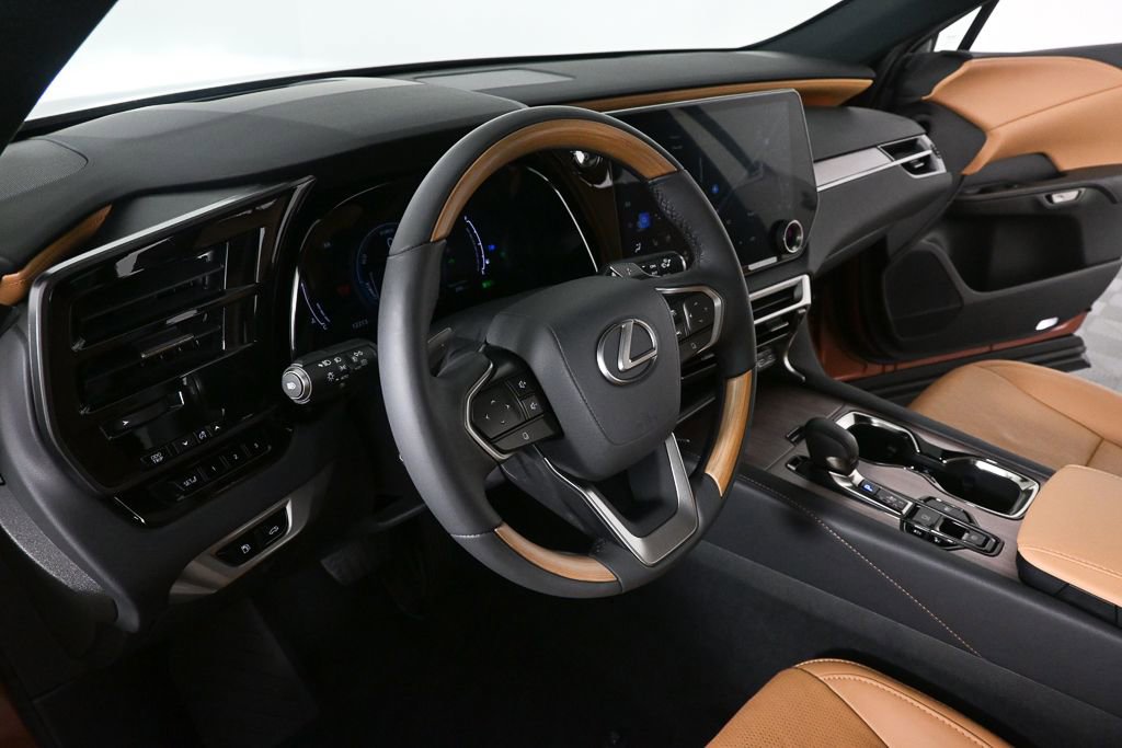 Used 2024 Lexus RX 350 w/ Technology Package AWD/4WD image 6