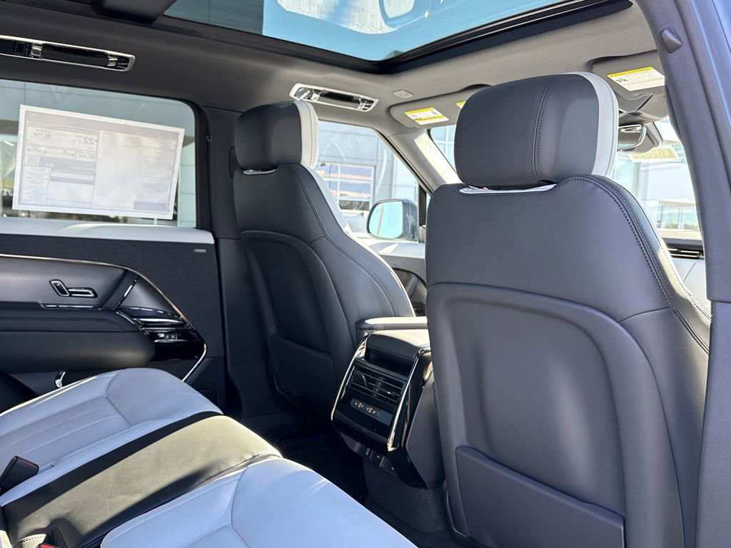 New 2026 Land Rover Range Rover Sport Dynamic SE image 15