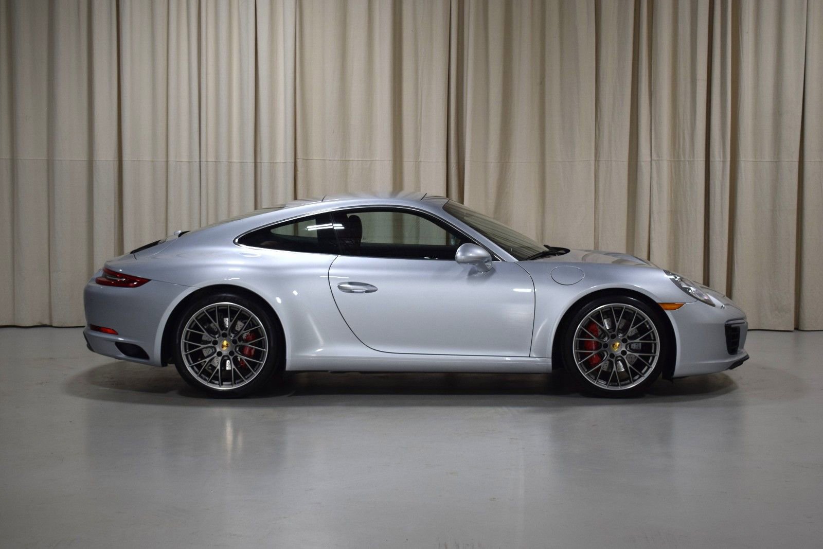 Used 2017 Porsche 911 Carrera S RWD image 15