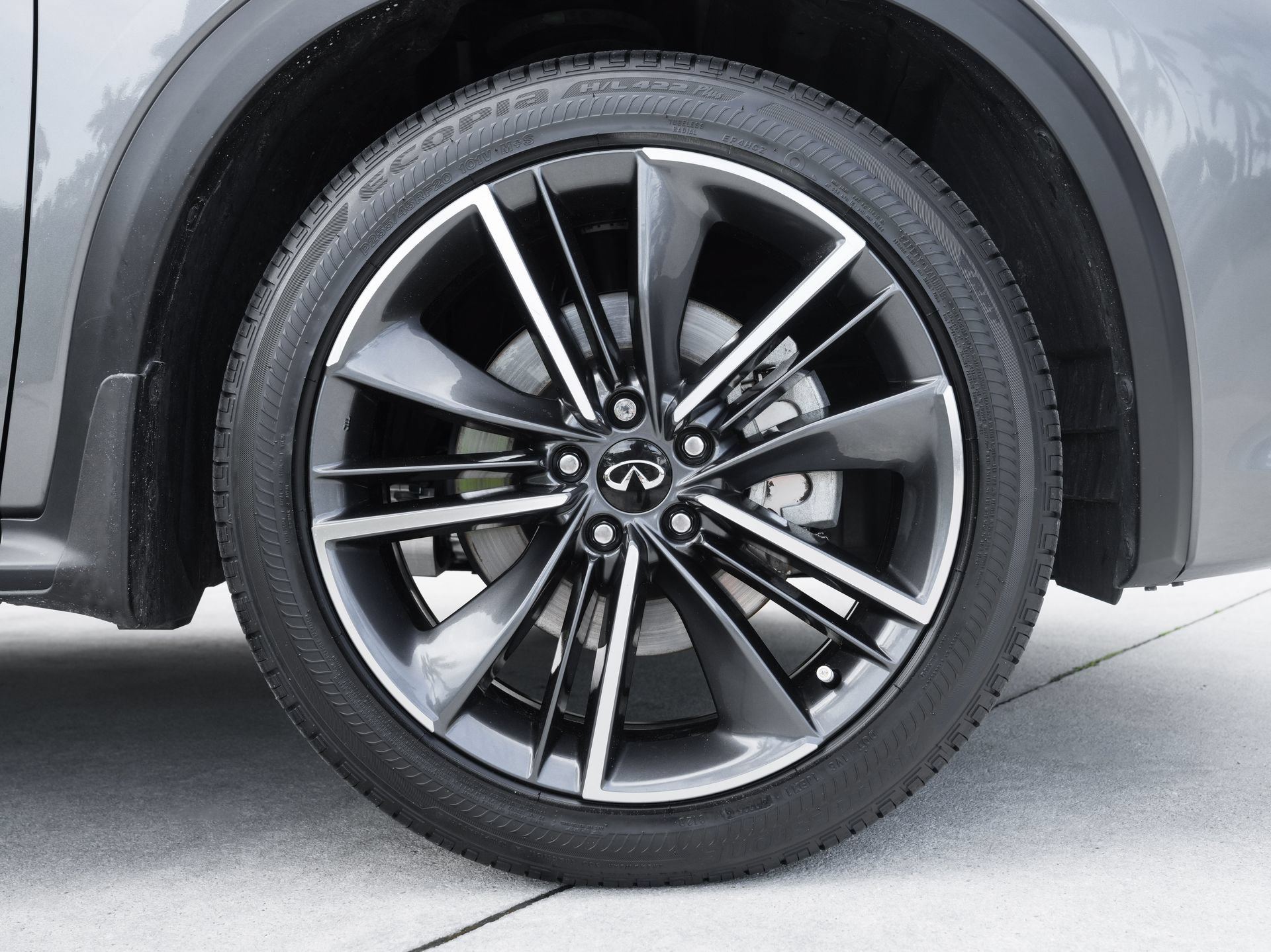 Certified 2024 INFINITI QX55 Essential AWD/4WD image 12