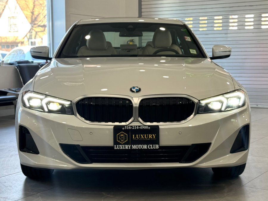 Used 2025 BMW 330i Sedan image 2