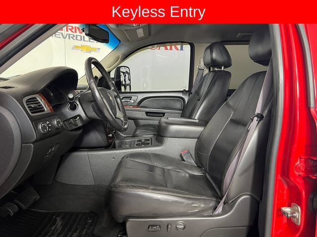 Used 2011 Chevrolet Silverado 2500 LTZ w/ LTZ Plus Package AWD/4WD image 10