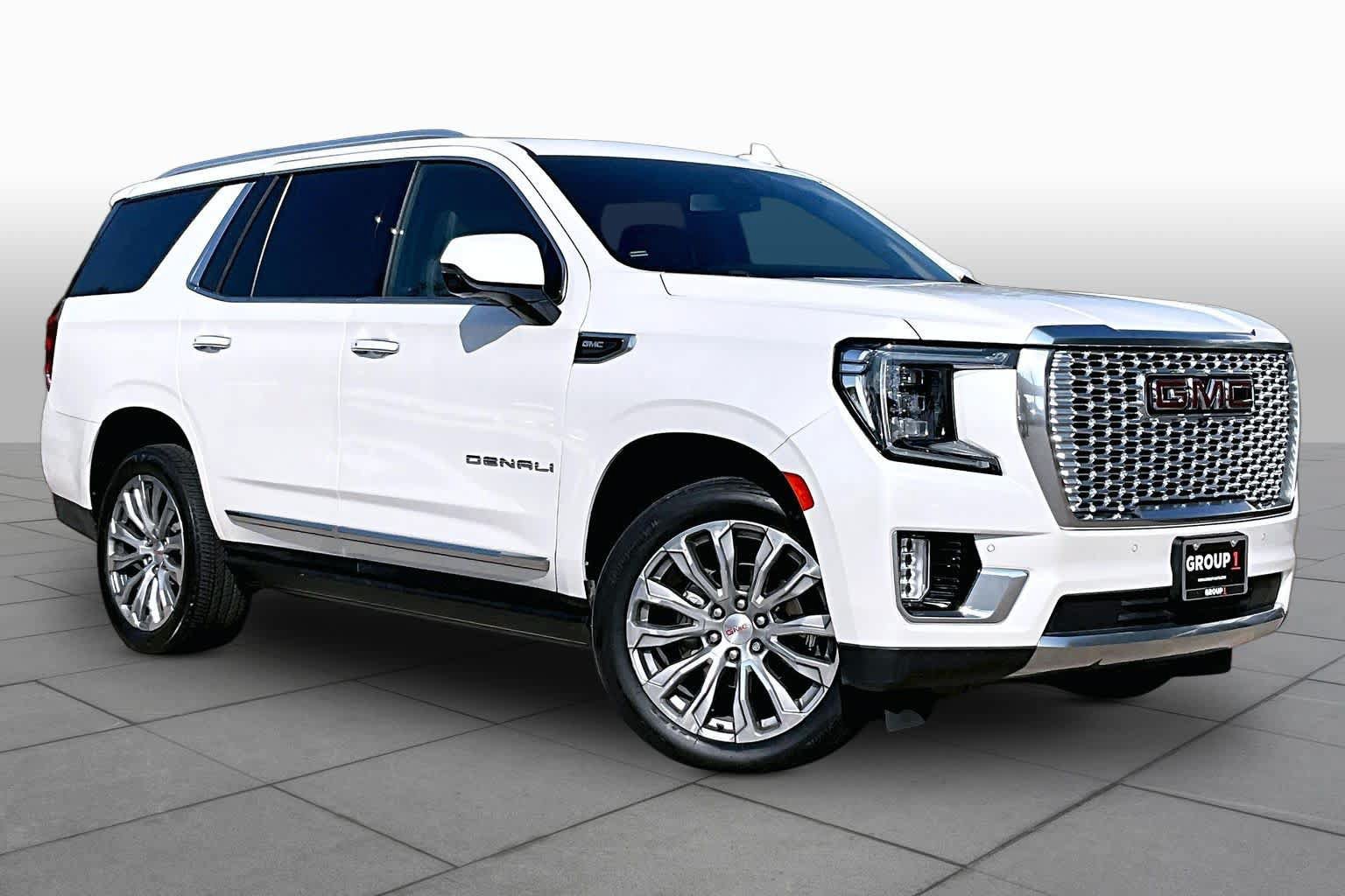 Used 2022 GMC Yukon Denali w/ Max Trailering Package AWD/4WD image 3