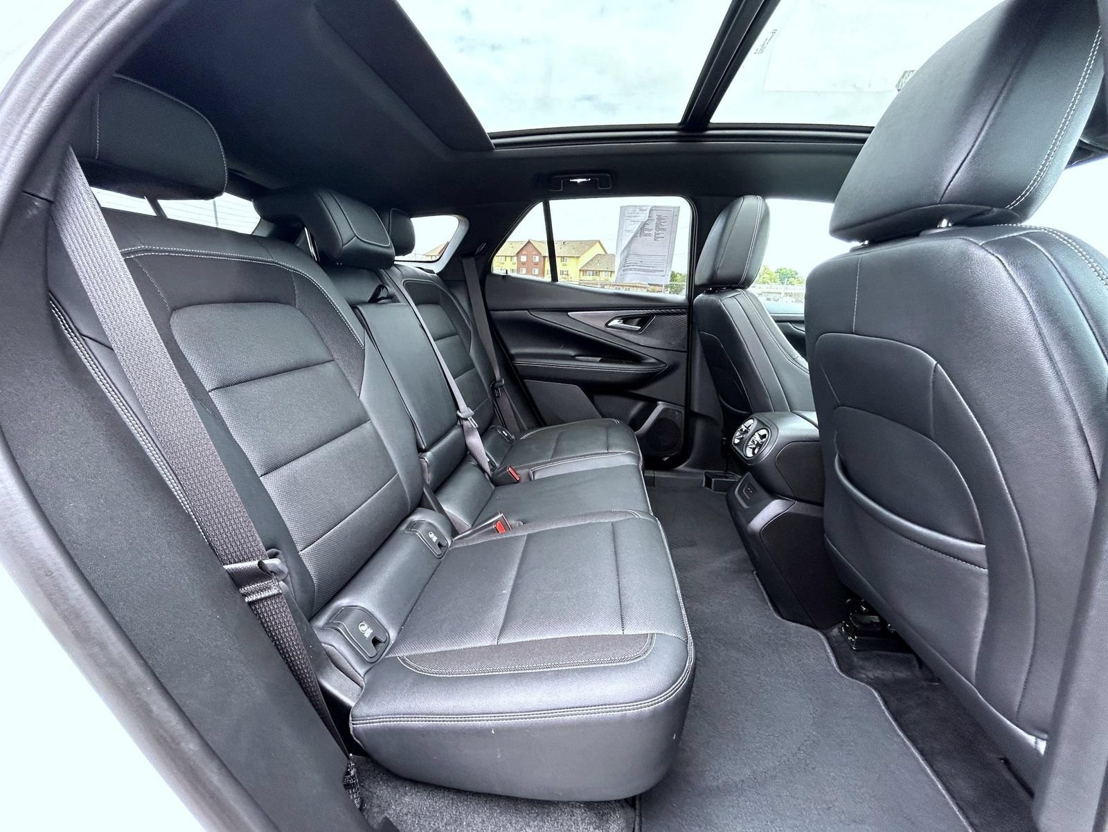 Used 2024 Chevrolet Blazer EV LT AWD/4WD image 20