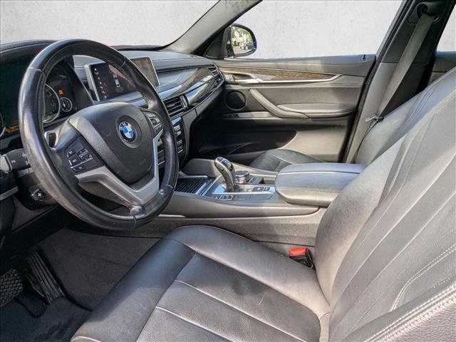 Used 2019 BMW X6 sDrive35i w/ Convenience Package image 17
