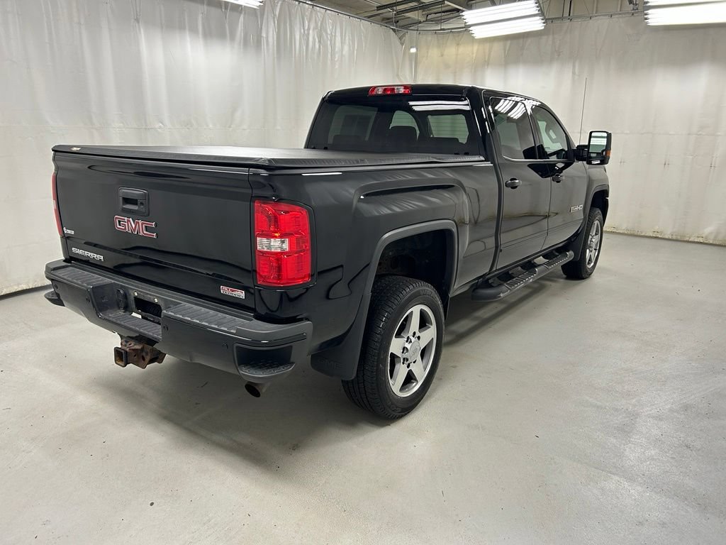 Used 2018 GMC Sierra 2500 SLT w/ All Terrain HD Package AWD/4WD image 5
